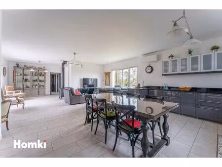 maison/villa t5 de 135 m2 à vayres 33870