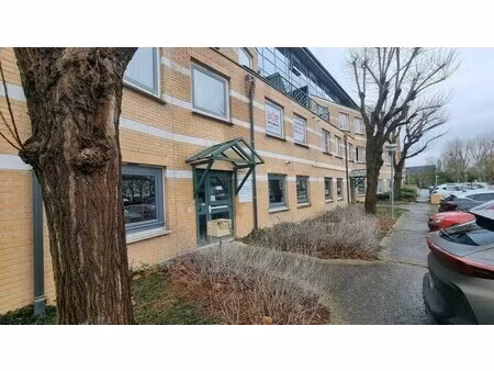 location bureaux 450 m²