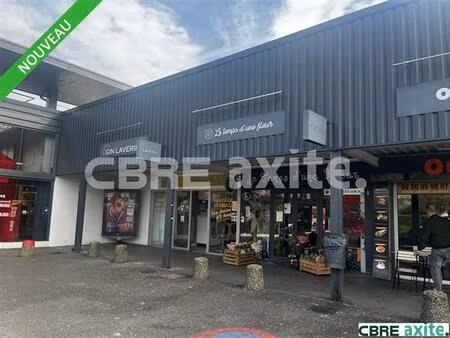 location commerce miribel 55 m²