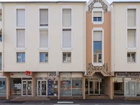 location bureau poitiers 85 m²