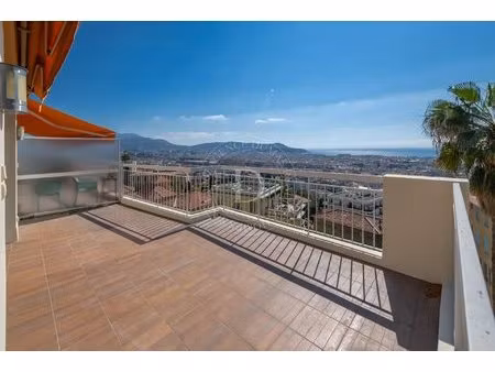 nice dauphine - duplex avec garage double