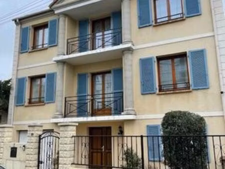 maison de luxe de 6 pièces en vente à le bourget  île-de-france