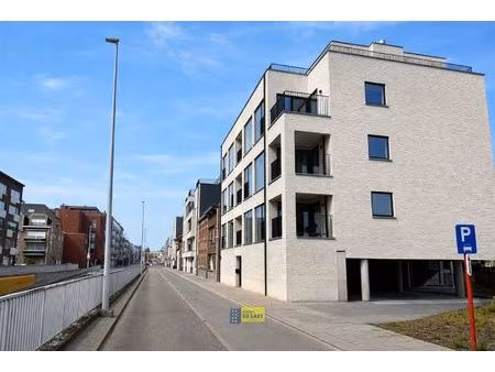 appartement te huur in kapellen met 2 slaapkamers