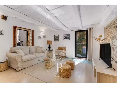 cogolin - maison de village avec terrasse tropezienne