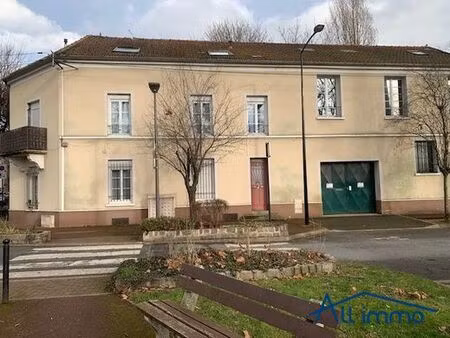 prestigieux immeuble de rapport en vente à saint-maur-des-fossés  île-de-france