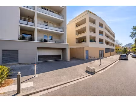 vente garage 19 m² marseille 13 (13013)