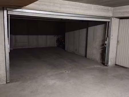 garage te koop in koksijde