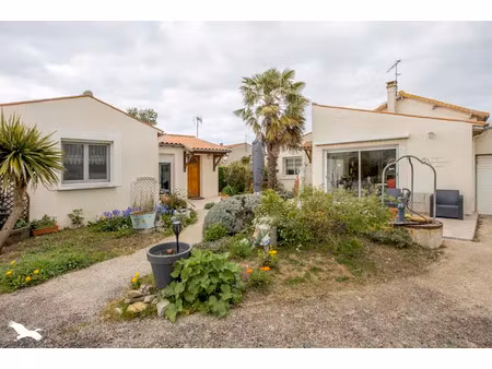 vente maison 5 pièces 135 m² fouras (17450)