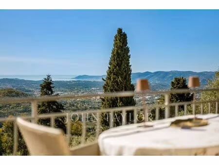 maison de luxe à vendre à grasse : 1 280 000 € | 255m²