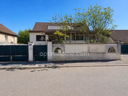 vente maison 8 pièces 173 m² chevigny-saint-sauveur (21800)