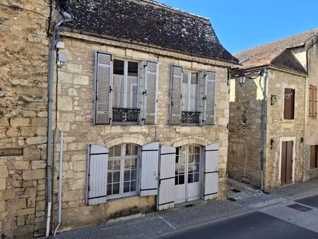 maison de village avec cour