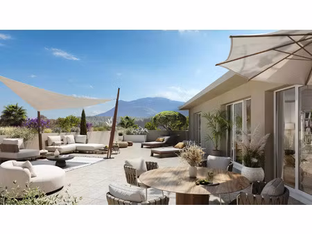 vente programme neuf t2  t3  t4 pièces 44 à 84 m² trets (13530)