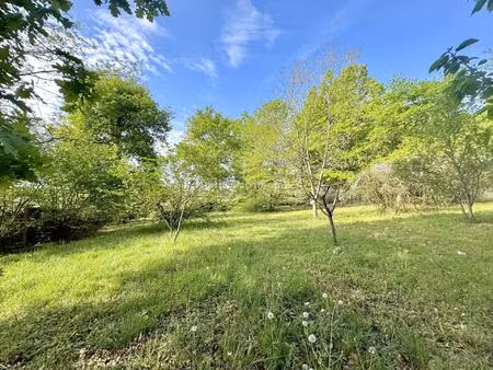 terrain viabilisé 965m2 deuxième ligne avec permis accepté