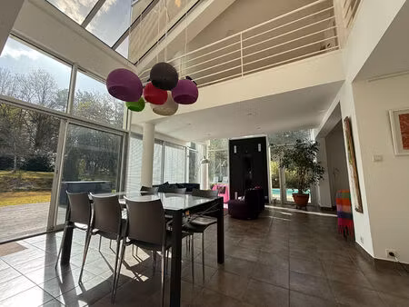 vente maison 7 pièces  193.00m²  parigné