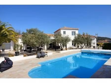 maison de 6 pièces de luxe en vente à saint-mathieu-de-tréviers  occitanie