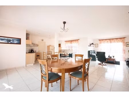 vente maison 5 pièces 95 m² à plestin-les-greves (22310)  369 600 €
