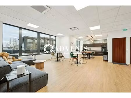 location bureaux 237 m²