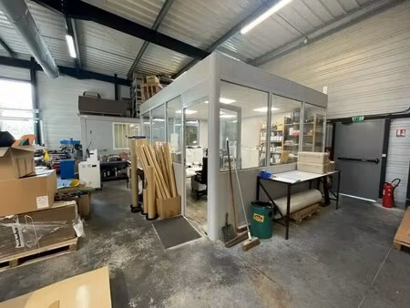 location bureaux 399 m²