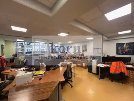 vente commerce 307 m²