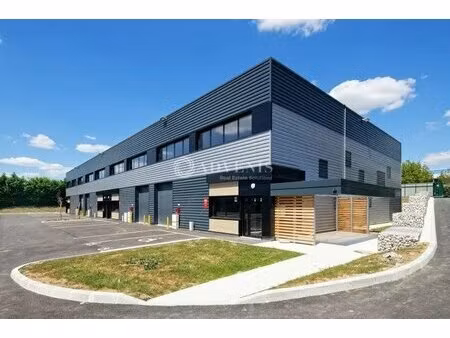 location local d’activités aulnay sous bois 93600 534m² à 734m²
