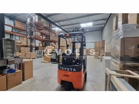 location local d’activités bailly romainvilliers 77700 699m²