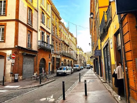 location commerce 25 m²