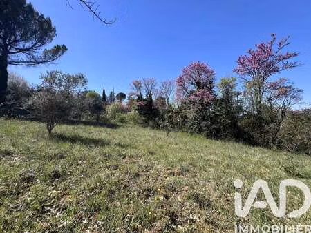 vente terrain à apt (84400) : à vendre / 1670m² apt