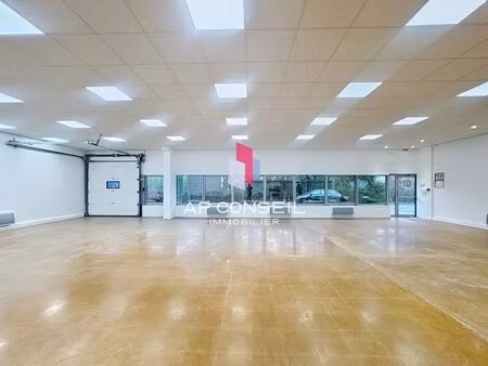 location bureaux 375 m²