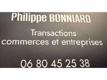 vente bureaux et commerces à dinan (22100) : à vendre / 39m² dinan