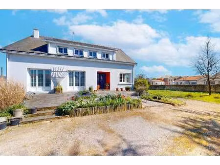 vente maison à mauges-sur-loire (49620) : à vendre / 170m² mauges-sur-loire