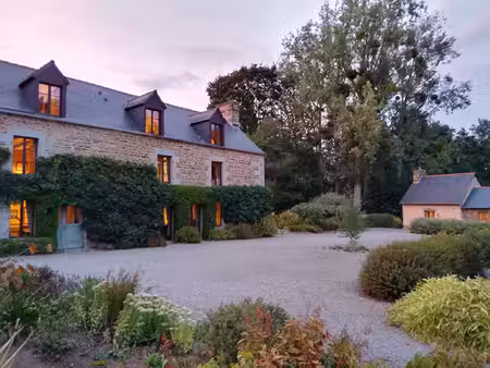 propriété d'exception - 20 mns du mont saint michel et 5 mns de la merveilleuse foret de..