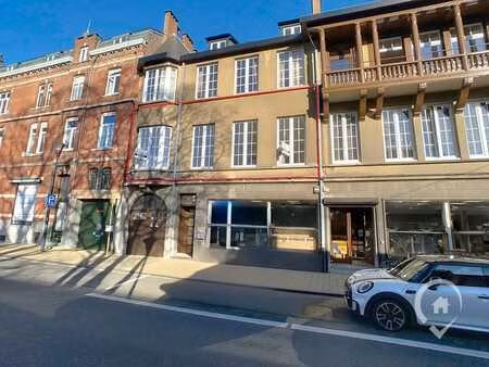 appartement 2 chambres à louer au centre de dinant