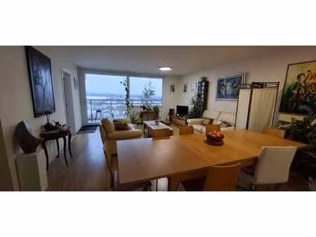 superbe appart avec 2 chambres  belle vue