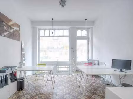 bureau 45m² saint-gilles  place van meenen