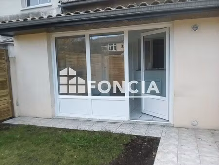 échoppe à louer dans le quartier bas cenon-cours victor hugo-gambetta