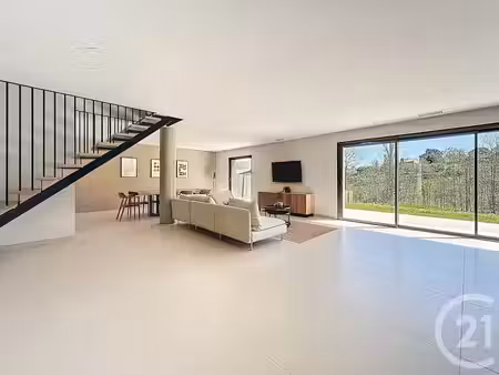 vente maison 6 pièces 200 m² à crampagna (09120)  495 000 €