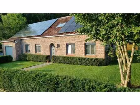 villa in an excellent location