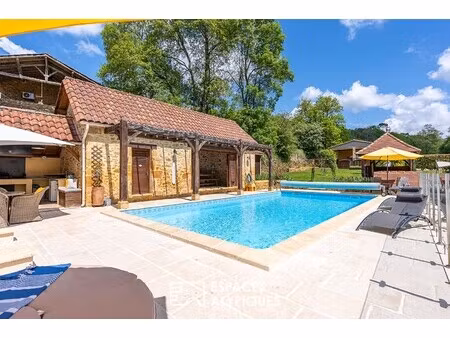 maison de luxe à vendre à beaumont-du-périgord