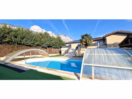 vente maison 8 pièces 140 m² à crolles (38920)  600 000 €