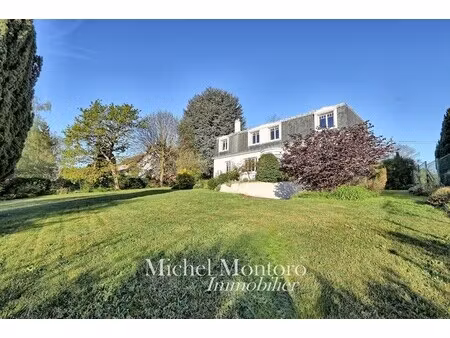 maison de luxe à vendre à mareil-marly