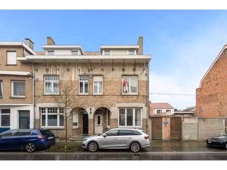 maison à rénover avec grand potentiel à vendre