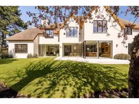 exclusivité: magnifique villa de nouvelle construction au zo