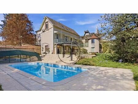 maison de luxe à vendre à fontainebleau