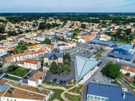 vente terrain à mouilleron-le-captif (85000) : à vendre / mouilleron-le-captif