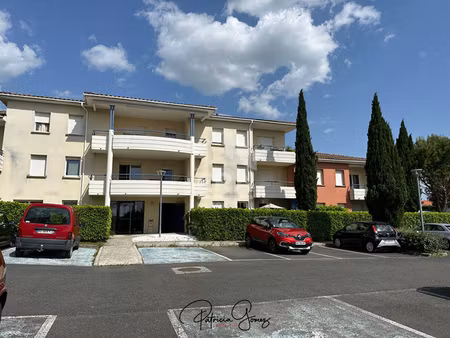 appartement t2 dans residence securisee avec piscine