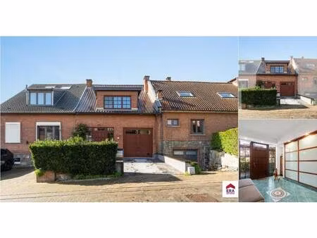 maison à vendre avec garage et terrasse   sint-pieters-leeuw (rbv68005)