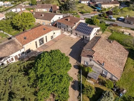 ensemble immobilier à fort potentiel – 1 085 m² – terrain 3 150 m²