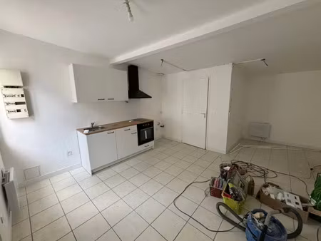location appartement 1 pièce 20 m² à montataire (60160)  550 €