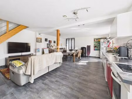 maison en pierre avec grange et jardin - charme de l'ancien