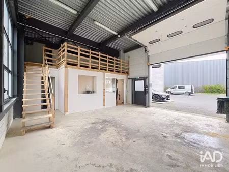 location commerce 102 m² à chanteloup-en-brie (77600)